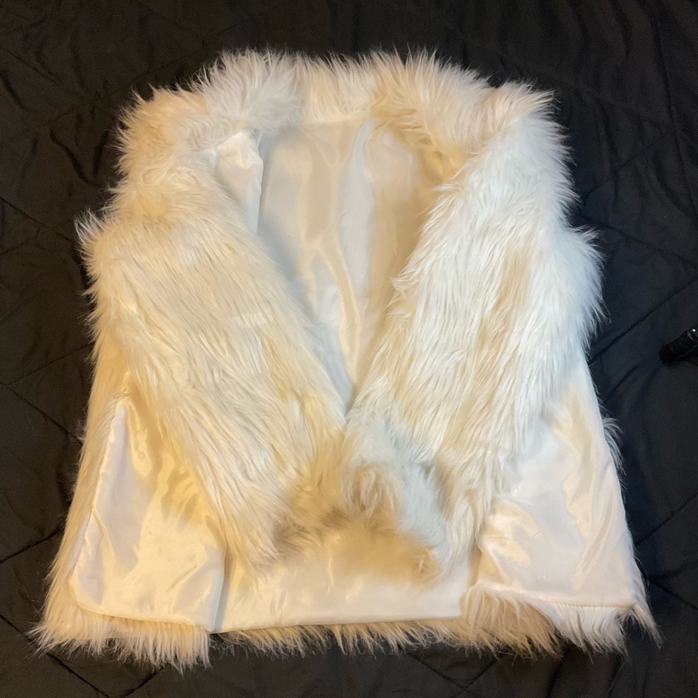 COPY - White fur